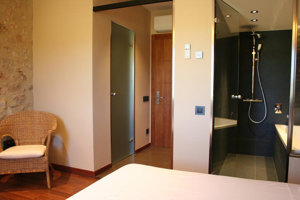 Hotel Mas Oliveres Pla De Palau Llers Номер фото