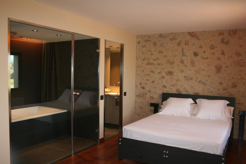 Hotel Mas Oliveres Pla De Palau Llers Экстерьер фото
